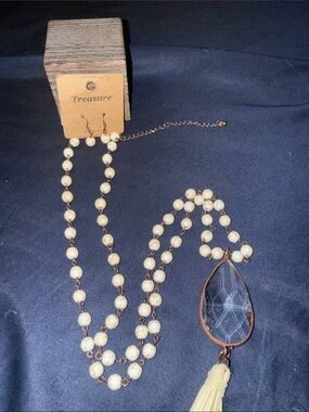 Treasure Cream Beaded Necklace with Stone Teardrop and Tassel